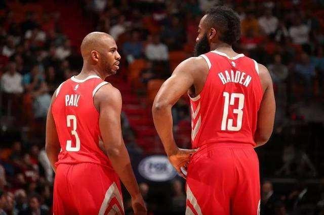 型后卫还是 型后卫还是